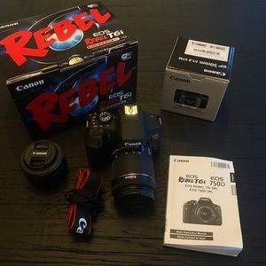 Canon T6i Kit ( with extra Lens)